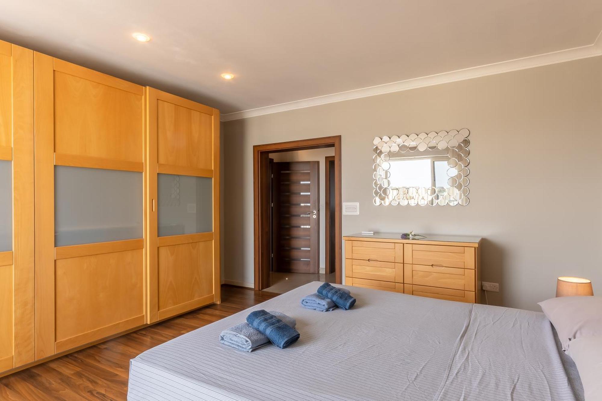 Apartment Modern And Comfortable Savoy Garden - Happy *
