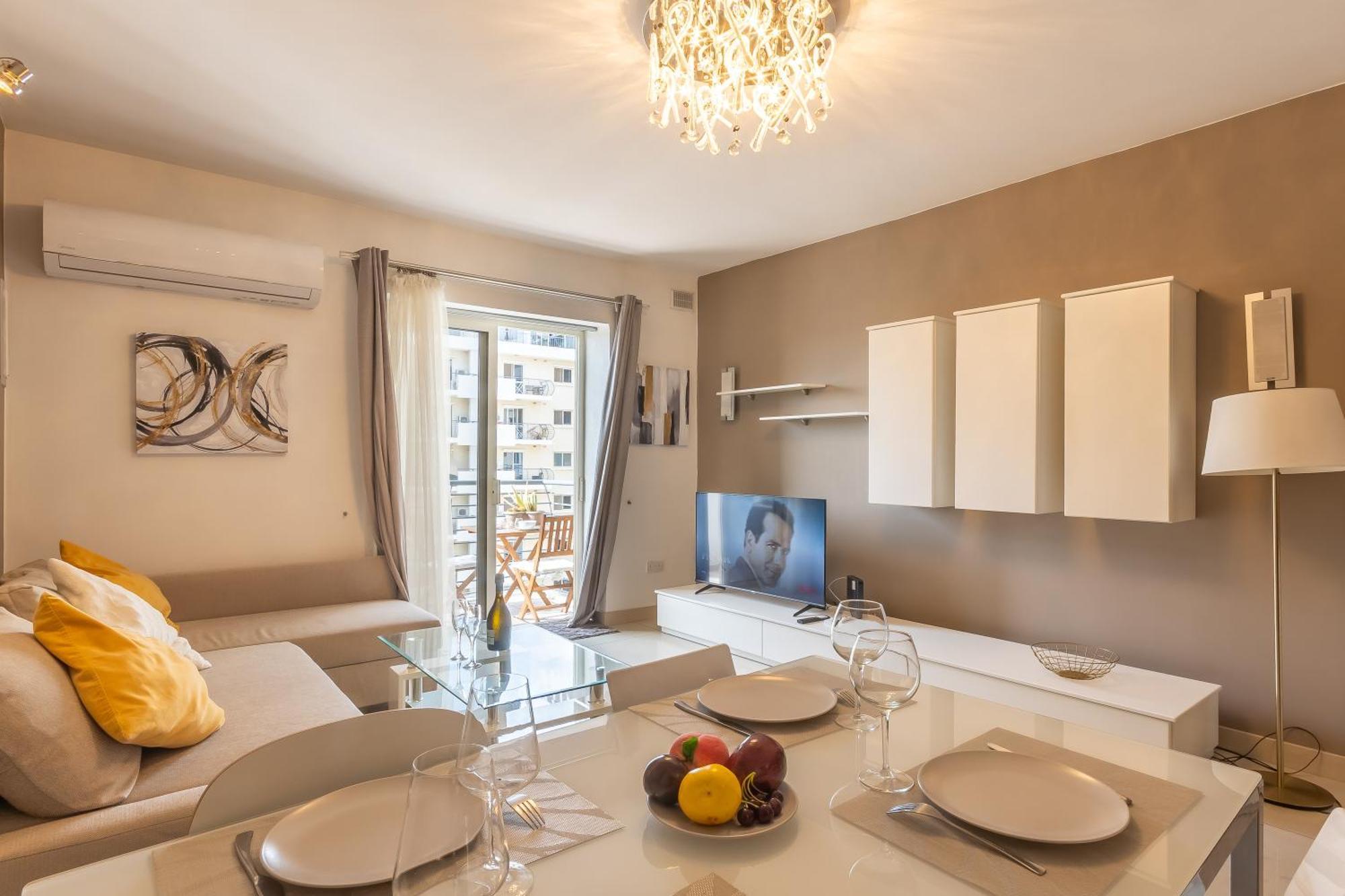 Apartment Modern And Comfortable Savoy Garden - Happy